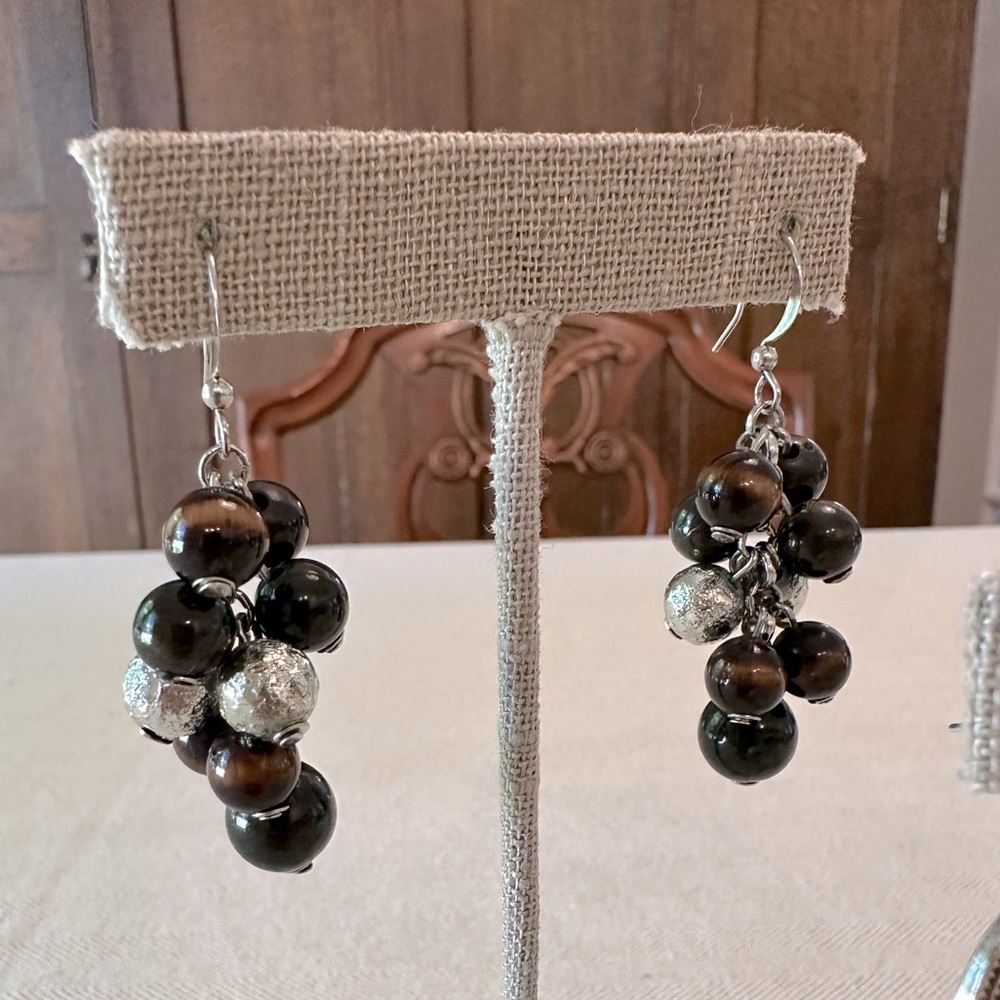 Contemporary Beaded Earring Set of 3 Pairs Dangling Black, White, Peach Bundle - Picture 7 of 9
